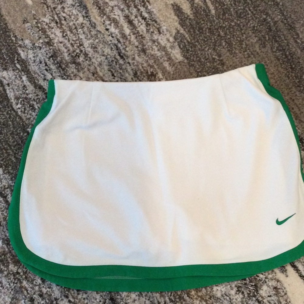 Nike tennis skort